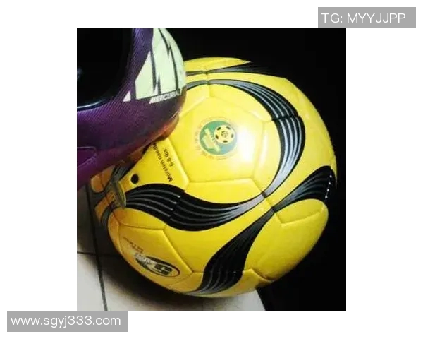 黄色足球星卡包揭开神秘面纱背后藏着哪些收藏价值和独特魅力