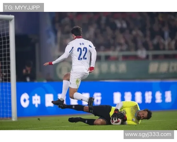 在哪里可以找到全球球星的精彩足球比赛视频和技术集锦资源